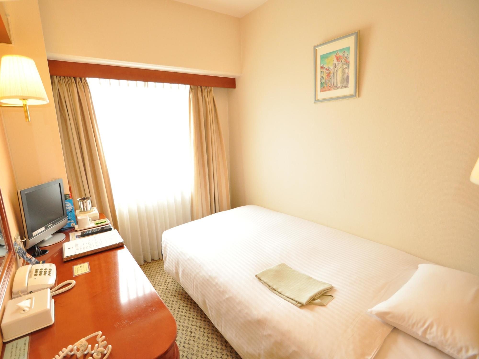 Toko City Hotel Umeda Osaka Exterior photo